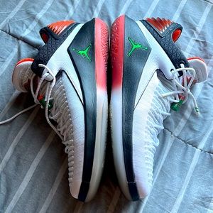 Air Jordan XXXII Low